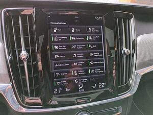 Volvo  V90 T8 TWIN ENGINE AWD Automatikgetriebe (223+65kW/303+87PS) R-Design