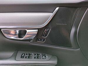 Volvo  V90 T8 TWIN ENGINE AWD Automatikgetriebe (223+65kW/303+87PS) R-Design