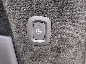 Volvo  V90 T8 TWIN ENGINE AWD Automatikgetriebe (223+65kW/303+87PS) R-Design