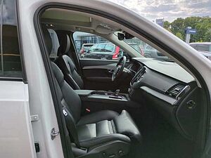 Volvo  XC90 Recharge R-Design Expression, T8 AWD Plug-in Hybrid