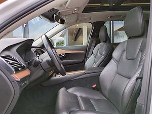 Volvo  XC90 Recharge Inscription, T8 AWD plug-in hybrid, 7 Sitze