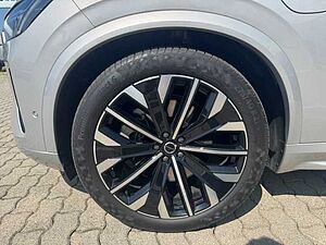 Volvo  XC90 Ultra, T8 AWD Plug-in Hybrid, Elektrisch/Benzin, Dark, 7 Sitze