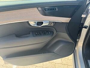 Volvo  XC90 Ultra, T8 AWD Plug-in Hybrid, Elektrisch/Benzin, Dark, 7 Sitze
