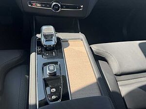 Volvo  XC90 Ultra, T8 AWD Plug-in Hybrid, Elektrisch/Benzin, Dark, 7 Sitze