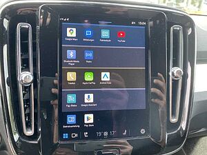 Volvo  XC40 Core, B3 Mild-Hybrid, Benzin