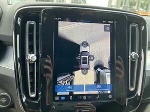 Volvo  XC40 Core, B3 Mild-Hybrid, Benzin