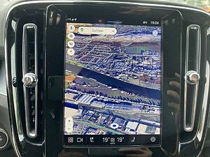Volvo  XC40 Core, B3 Mild-Hybrid, Benzin