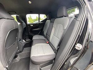 Volvo  XC40 Core, B3 Mild-Hybrid, Benzin