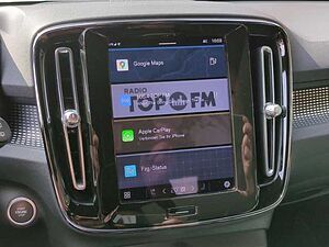 Volvo  XC40 Plus, B3 Mild-Hybrid, Benzin, Dark