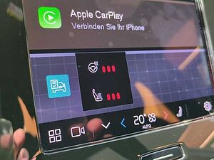 Volvo  XC40 Plus, B3 Mild-Hybrid, Benzin, Dark