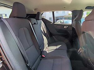 Volvo  XC40 Momentum Pro, T3 Automatikgetriebe