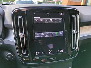 Volvo  XC40 Momentum Pro, T3 Automatikgetriebe