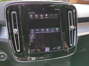 Volvo  XC40 Recharge Plus, T4 Plug-in Hybrid, Elektrisch/Benzin, Bright