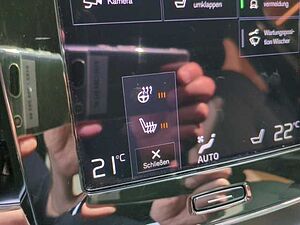 Volvo  XC40 Recharge Plus, T4 Plug-in Hybrid, Elektrisch/Benzin, Bright