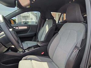 Volvo  XC40 Recharge Plus, T4 Plug-in Hybrid, Elektrisch/Benzin, Bright
