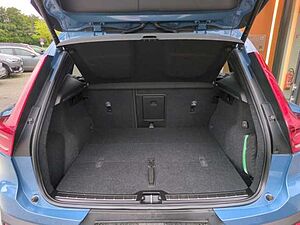 Volvo  XC40 Plus, B4 AWD Mild-Hybrid, Benzin, Bright
