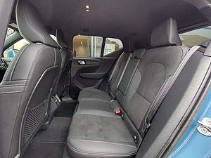Volvo  XC40 Plus, B4 AWD Mild-Hybrid, Benzin, Bright