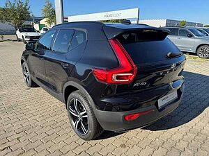 Volvo  XC40 R-Design, B4 Mild-Hybrid Benzin