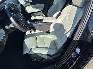 Volvo  XC60 T8 TWIN ENGINE AWD Automatikgetriebe (223+65kW/303+87PS) Inscription