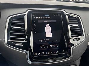 Volvo  XC90 Ultra, T8 AWD Plug-in Hybrid, Elektrisch/Benzin, Dark, 7 Sitze