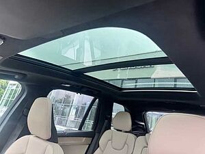Volvo  XC90 Ultra, T8 AWD Plug-in Hybrid, Elektrisch/Benzin, Dark, 7 Sitze
