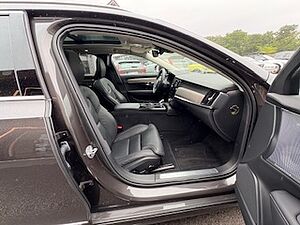 Volvo  V90 Recharge Ultimate, T8 AWD Plug-in Hybrid, Elektrisch/Benzin, Bright