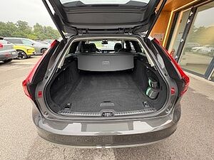 Volvo  V90 Recharge Ultimate, T8 AWD Plug-in Hybrid, Elektrisch/Benzin, Bright