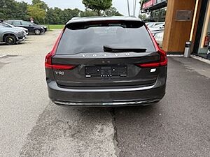Volvo  V90 Recharge Ultimate, T8 AWD Plug-in Hybrid, Elektrisch/Benzin, Bright
