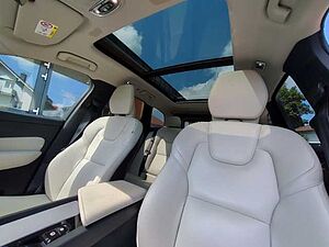 Volvo  XC60 T5 AWD Geartronic (184KW/250PS) Inscription aut.