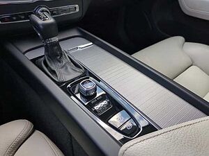 Volvo  XC60 T5 AWD Geartronic (184KW/250PS) Inscription aut.