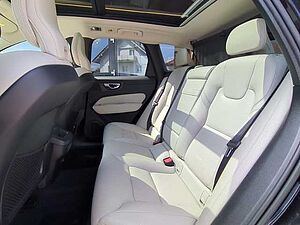 Volvo  XC60 T5 AWD Geartronic (184KW/250PS) Inscription aut.
