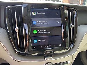 Volvo  XC60 Plus, B4 AWD Mild-Hybrid, Diesel, Dark