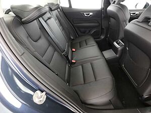 Volvo  S60 Recharge Ultimate, T8 AWD Plug-in Hybrid, Elektrisch/Benzin, Dark