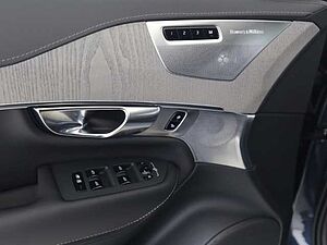 Volvo  XC90 Ultra, T8 AWD Plug-in Hybrid, Elektrisch/Benzin, Dark, 7 Sitze
