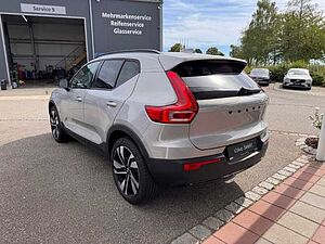 Volvo  XC40 Ultimate, B4 Mild-Hybrid, Benzin, Dark