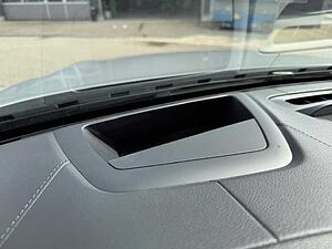 Volvo  V60 Ultimate, B4 Mild-Hybrid, Diesel, Dark