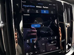 Volvo  V60 Ultimate, B4 Mild-Hybrid, Diesel, Dark