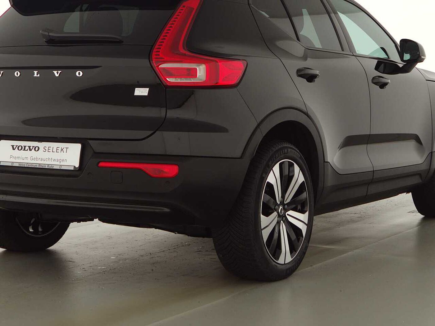 Volvo  XC 40