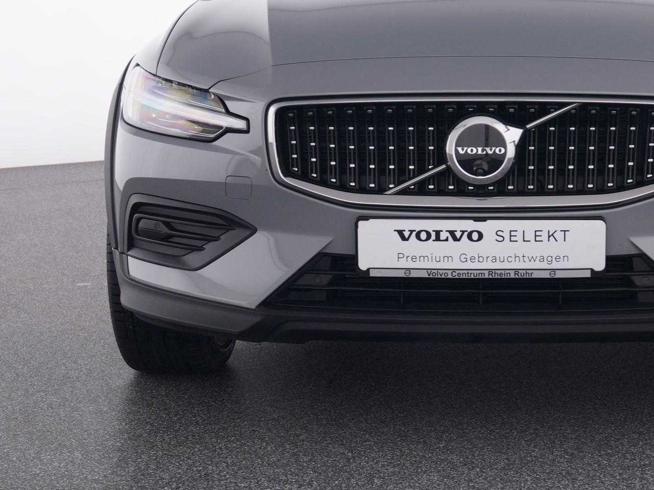 Volvo  CC