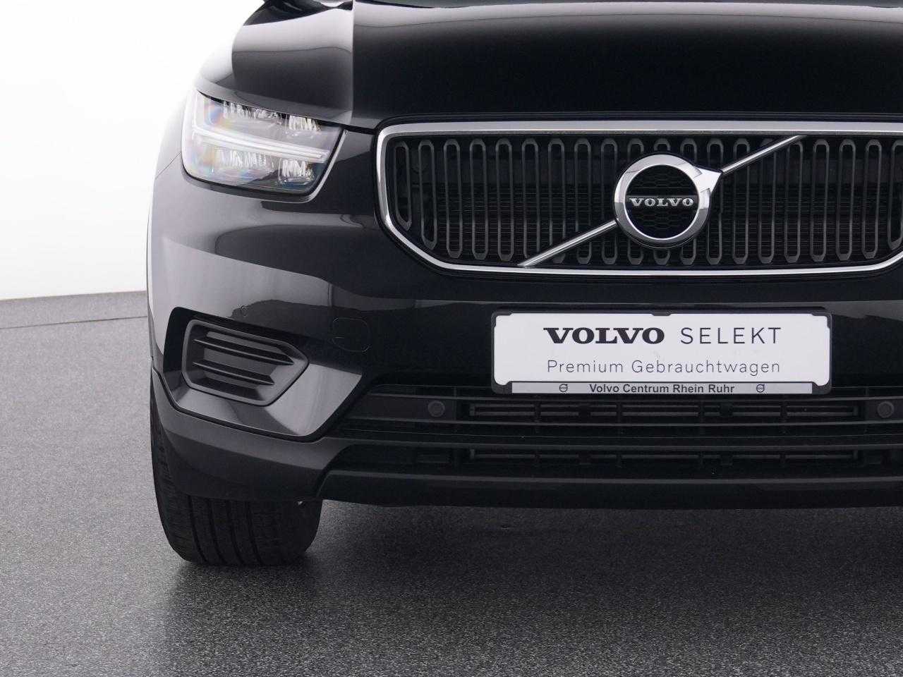 Volvo  XC 40