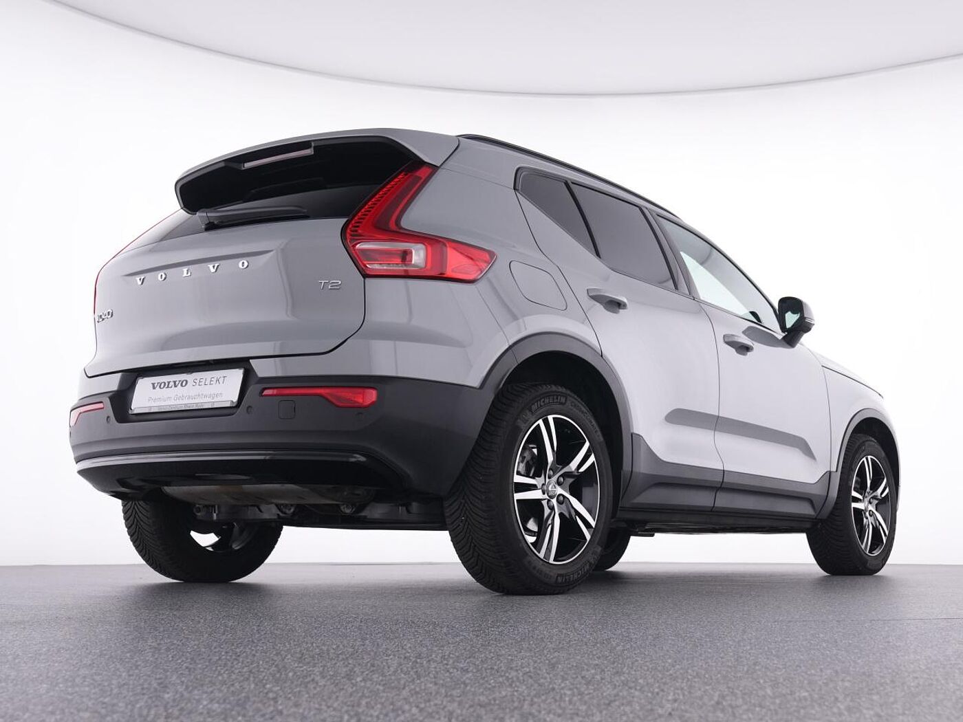 Volvo  XC 40