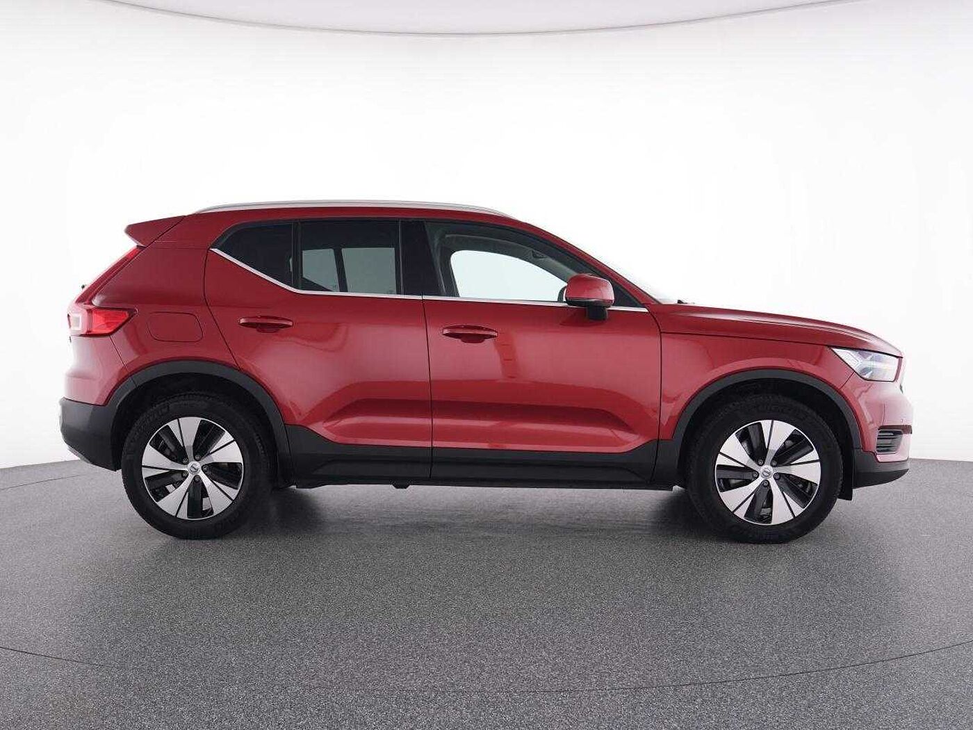 Volvo  XC 40