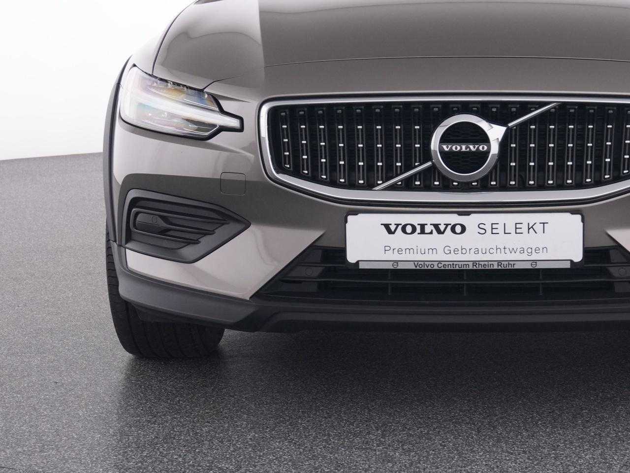 Volvo  CC