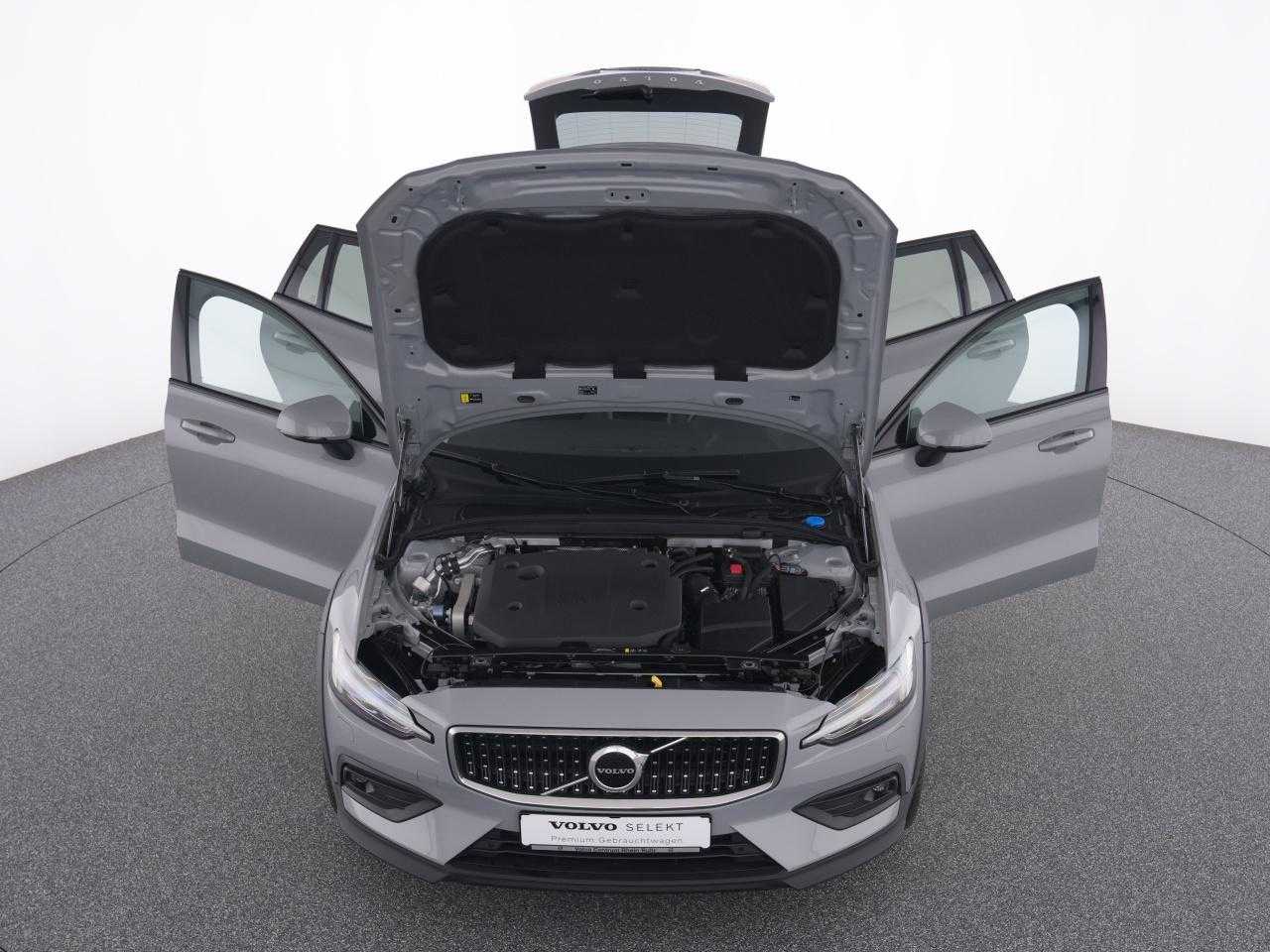 Volvo  CC