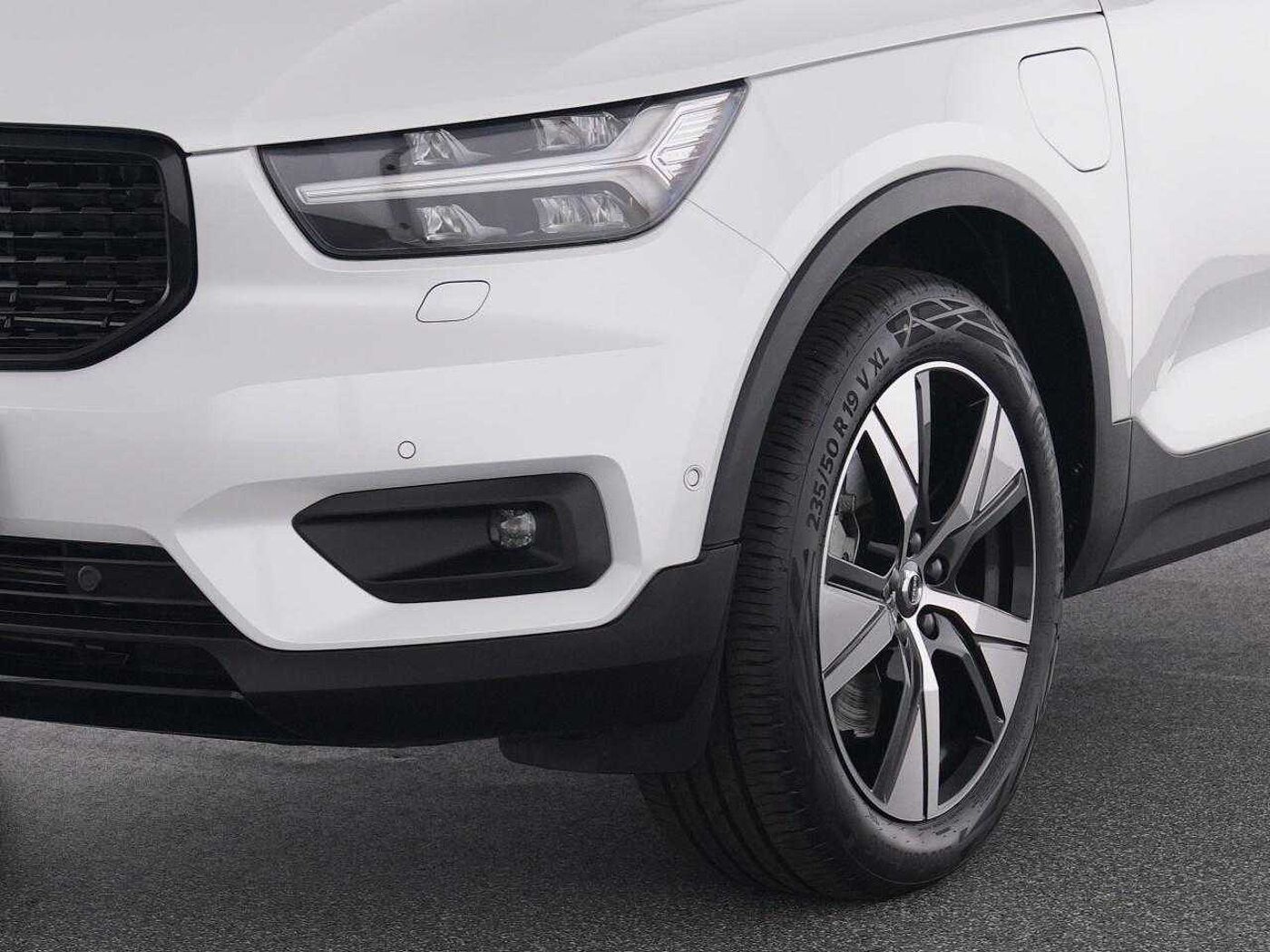 Volvo  XC 40