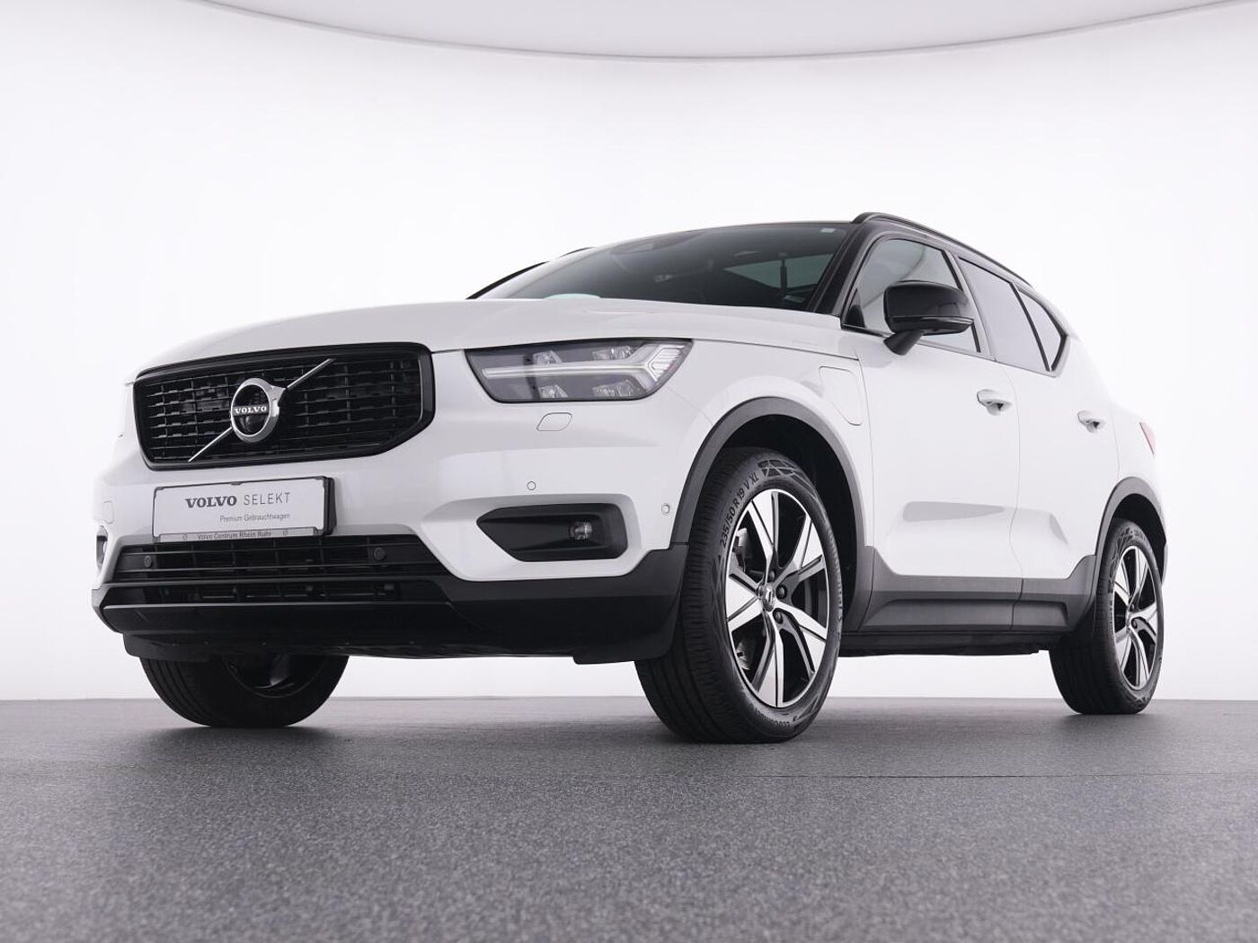 Volvo  XC 40