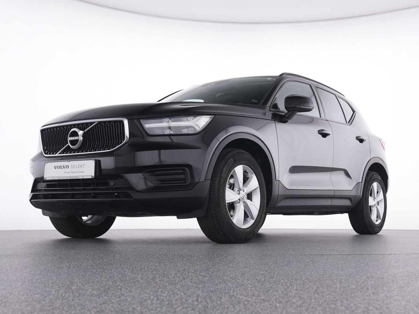 Volvo  XC 40