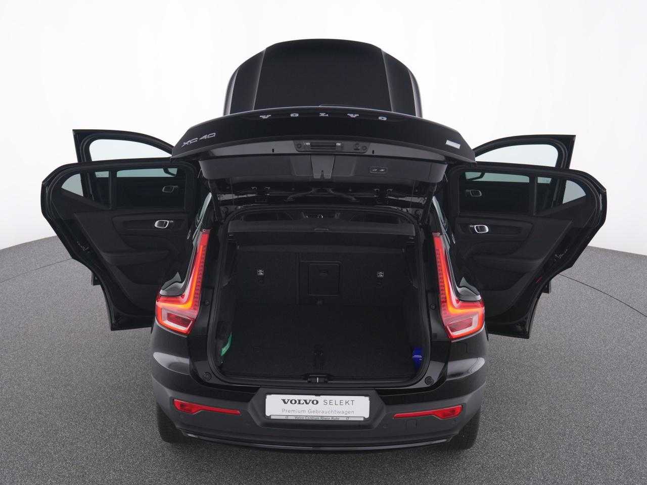 Volvo  XC 40