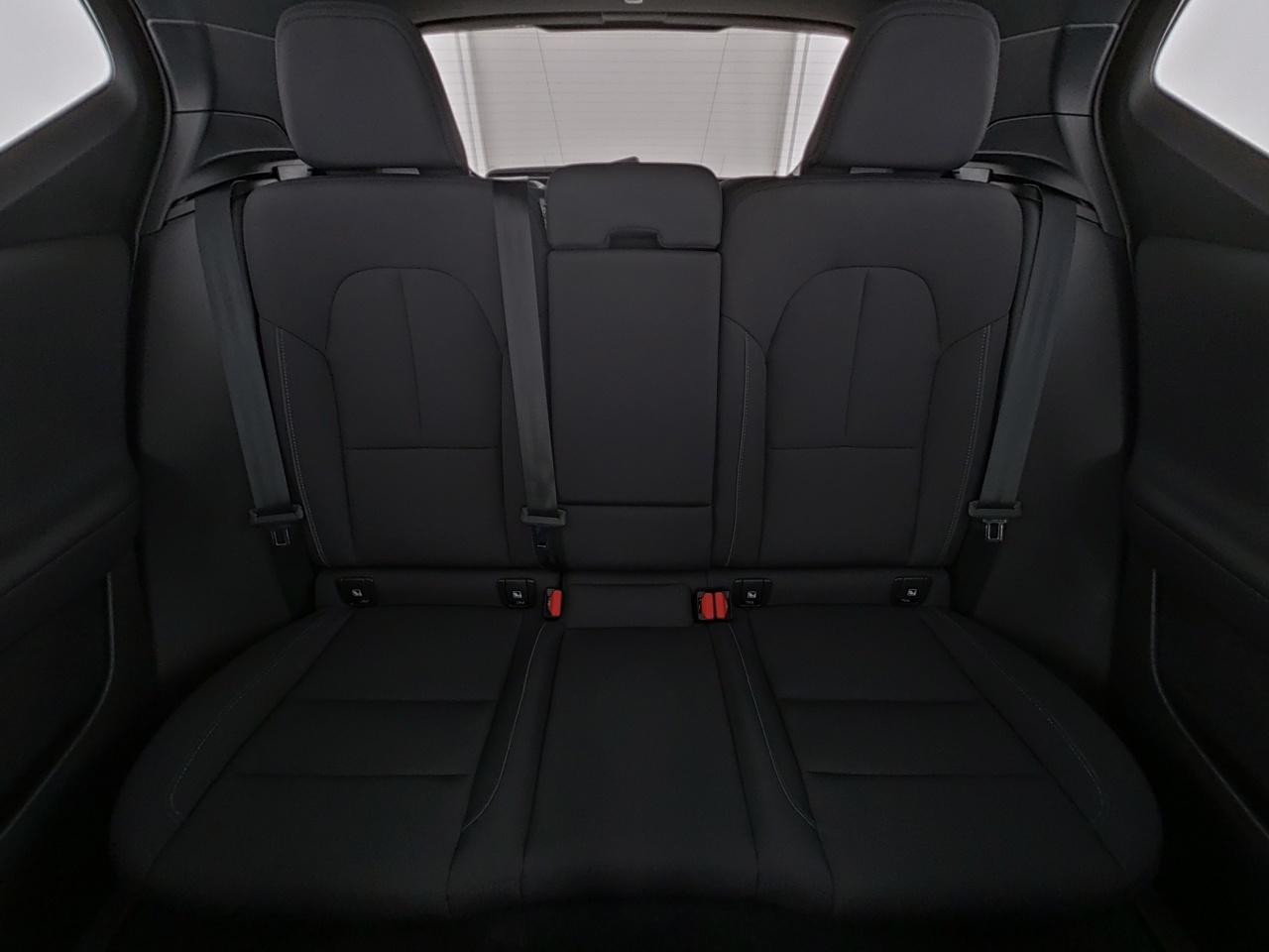 Volvo  XC 40