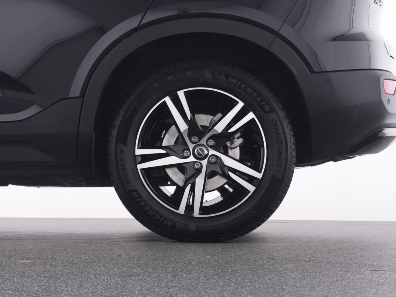 Volvo  XC 40